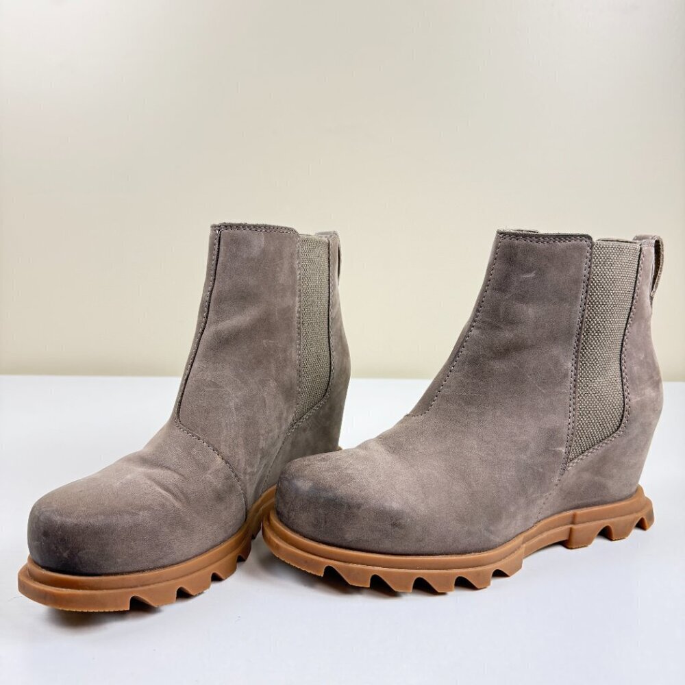 EUC Sorel Joan of Arctic Wedge III Chelsea Waterproof Boots Gray Leather